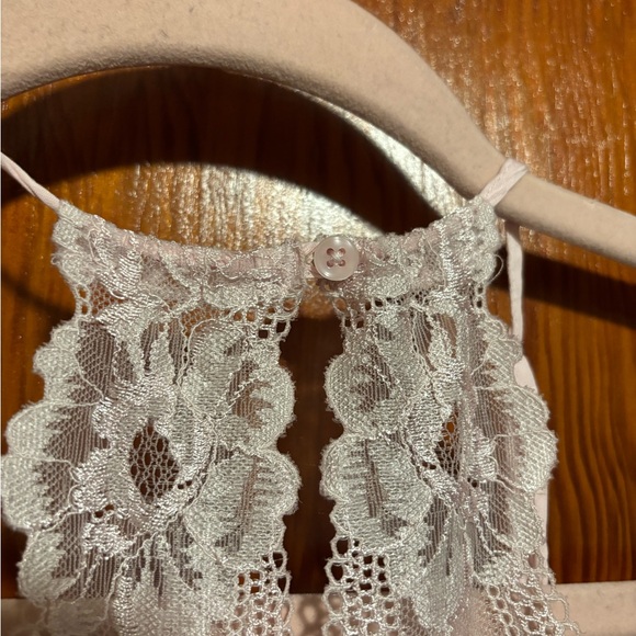 VICTORIA’S SECRET Baby Pink Lace Chemise Sleep Dress - Picture 5 of 8